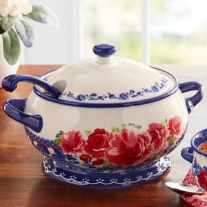 The Pioneer Woman Heritage Floral soup tureen & ladle NEW IN BOX! 📦🎁